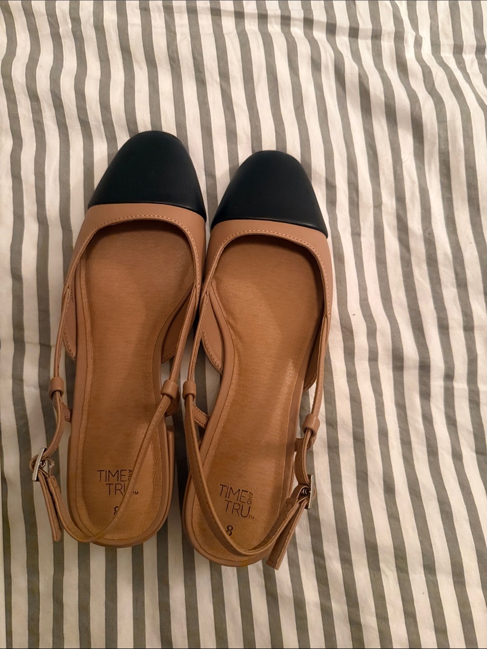 Time and Tru Two-Tone Tan and Black Slingbacks